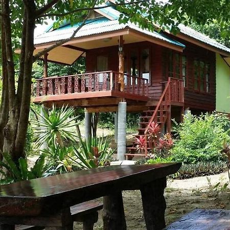 Koh Phaluay Eco Resort Surat Thani Exterior photo